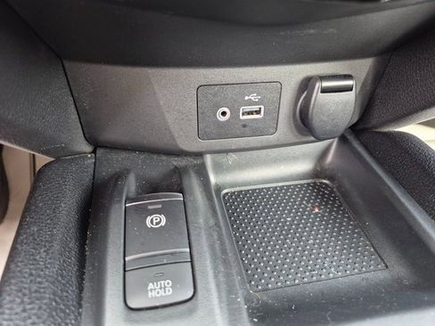 Used 2022 Nissan Rogue Sport SL image 17