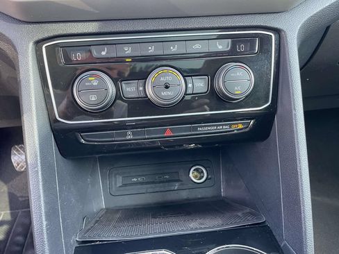 Used 2022 Volkswagen Atlas SE w/ Panoramic Sunroof Package AWD/4WD image 27