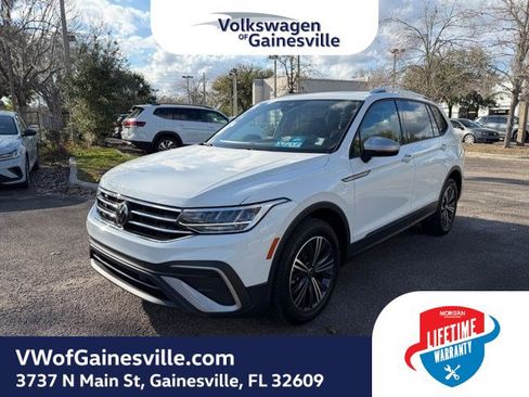 Used 2024 Volkswagen Tiguan Wolfsburg Edition image 4