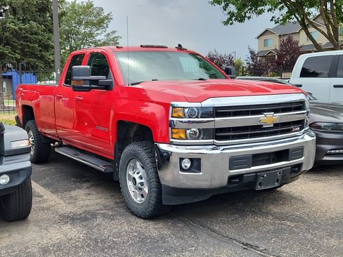 Used 2018 Chevrolet Silverado 2500 LT w/ LT Convenience Package AWD/4WD image 1