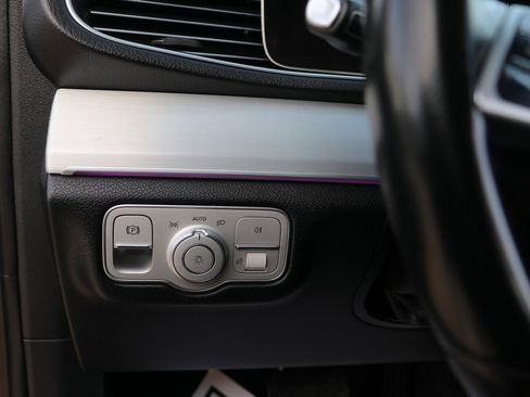 Used 2024 Mercedes-Benz GLE 350 4MATIC image 12