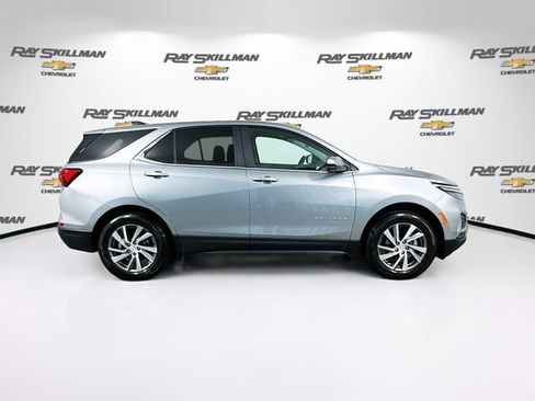 Used 2024 Chevrolet Equinox LT AWD/4WD image 8