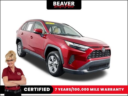 Used 2022 Toyota RAV4 XLE w/ Convenience Package image 1