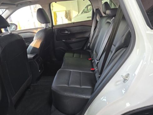 Used 2023 Nissan Rogue SL w/ SL Premium Package AWD/4WD image 8