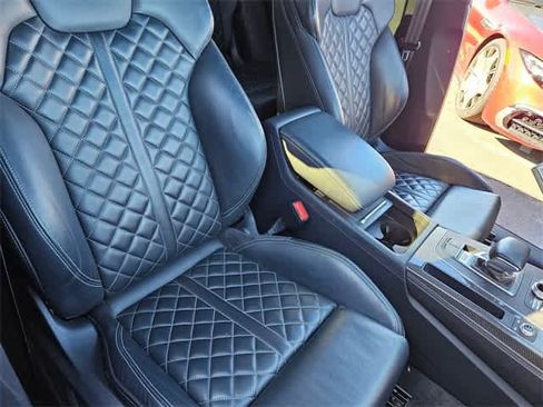 Used 2020 Audi SQ5 Prestige image 23