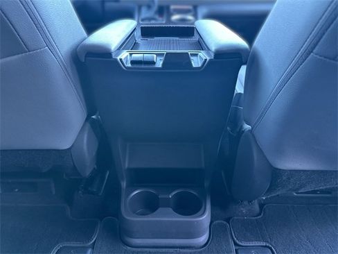 Used 2021 Toyota Sienna XLE image 25