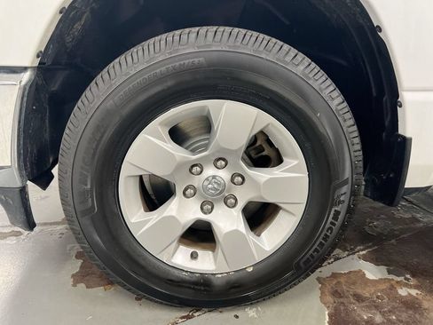 Used 2020 RAM 1500 Big Horn AWD/4WD image 26
