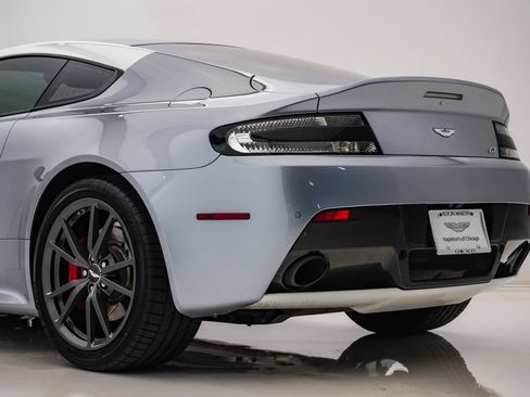 Used 2015 Aston Martin V8 Vantage GT RWD image 11