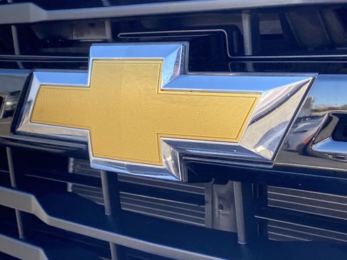 Used 2024 Chevrolet Silverado 3500 W/T image 34