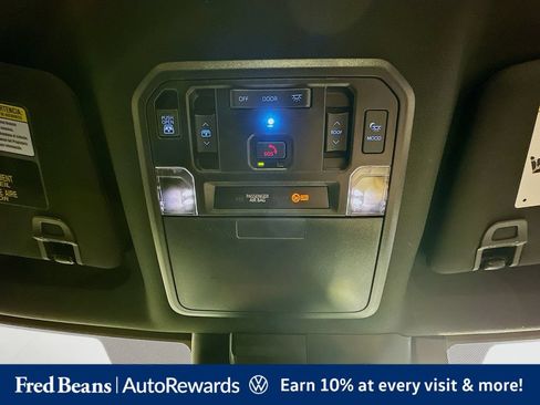 Used 2023 Toyota Tundra Platinum AWD/4WD image 42