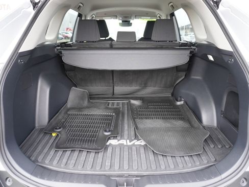 Used 2025 Toyota RAV4 LE image 12