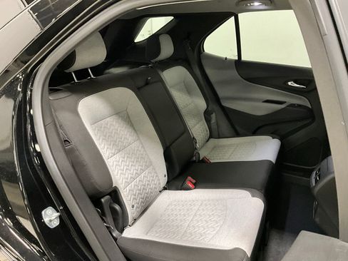 Used 2023 Chevrolet Equinox LT image 22