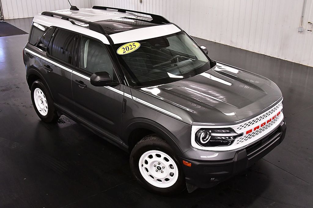 Used 2025 Ford Bronco Sport Heritage w/ Convenience Package AWD/4WD image 13