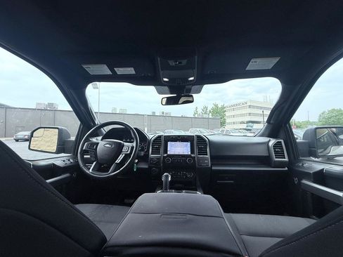 Used 2019 Ford F150 XLT w/ Equipment Group 302A Luxury AWD/4WD image 13