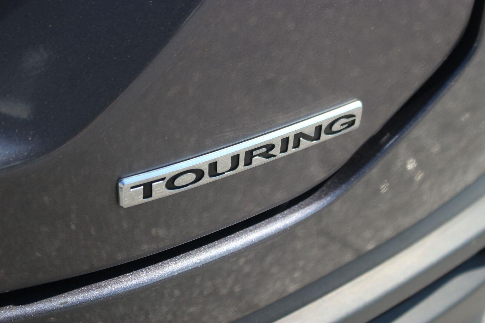 Used 2024 Honda Pilot Touring image 10