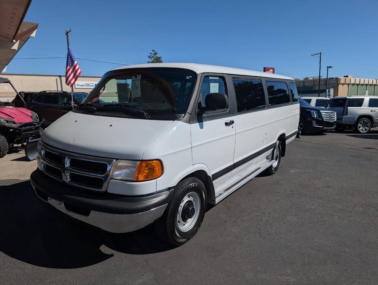 Used 2002 Dodge B3500 RWD image 3