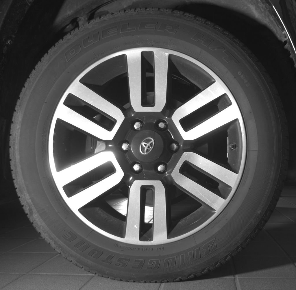 Used 2018 Toyota 4Runner Limited AWD/4WD image 25