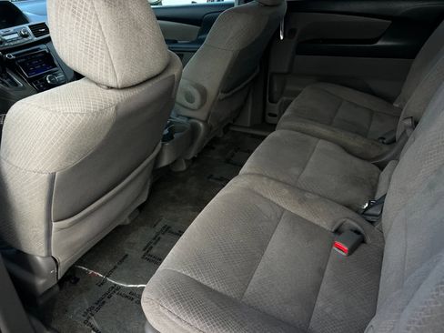 Used 2016 Honda Odyssey EX image 4