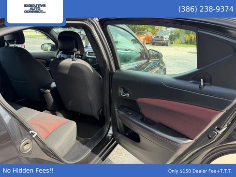 Used 2011 Dodge Avenger Heat FWD image 13
