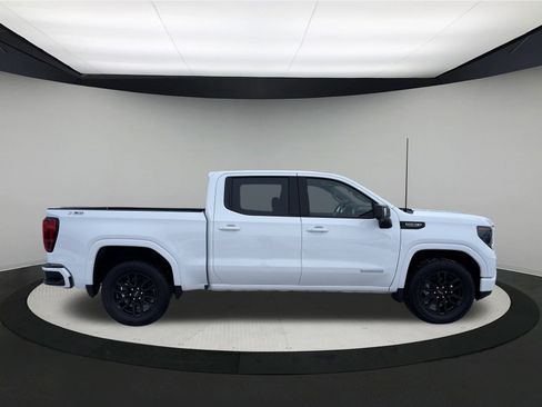 New 2026 GMC Sierra 1500 Elevation image 7
