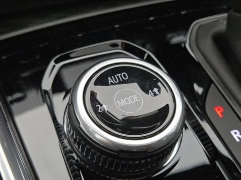 New 2026 GMC Canyon Elevation w/ Convenience Package image 10