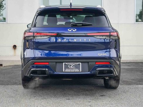Certified 2025 INFINITI QX60 Luxe image 5