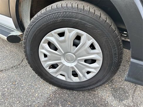 Used 2024 Ford Transit 250 Low Roof w/ Exterior Upgrade Package image 12