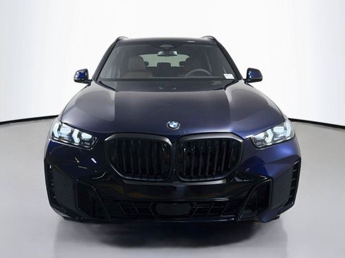 New 2026 BMW X5 xDrive40i w/ M Sport Package AWD/4WD image 2