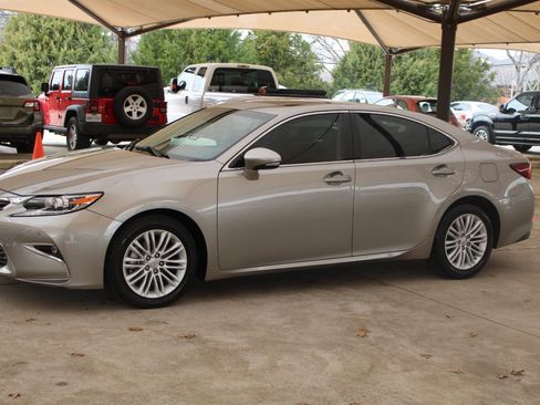 Used 2016 Lexus ES 350 image 5