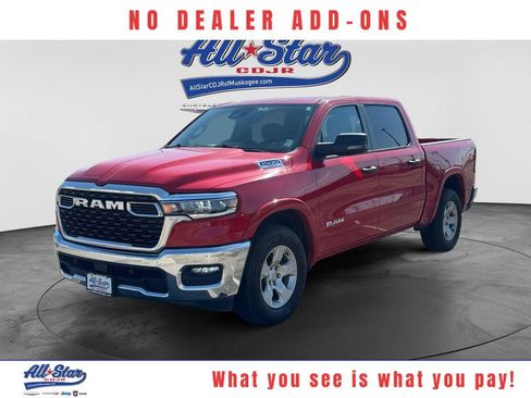 Used 2025 RAM 1500 Big Horn AWD/4WD image 1