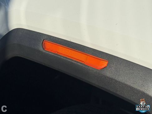Certified 2025 GMC Canyon Elevation RWD image 9