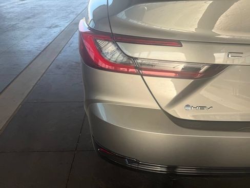 Used 2026 Toyota Camry XLE FWD image 10