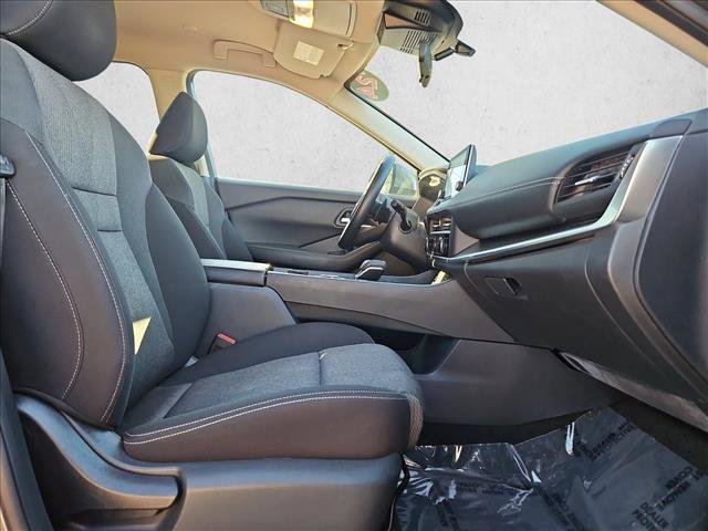 Used 2024 Nissan Rogue SV AWD/4WD image 20