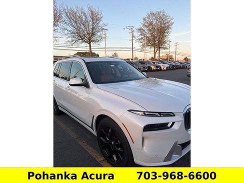 Used 2026 BMW X7 xDrive40i image 2