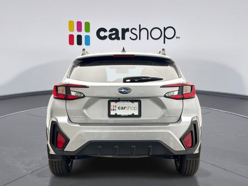 Used 2024 Subaru Crosstrek 2.0i Premium AWD/4WD image 4