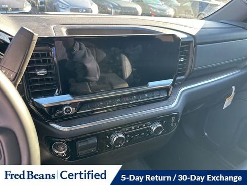 Used 2025 GMC Sierra 1500 SLT image 19