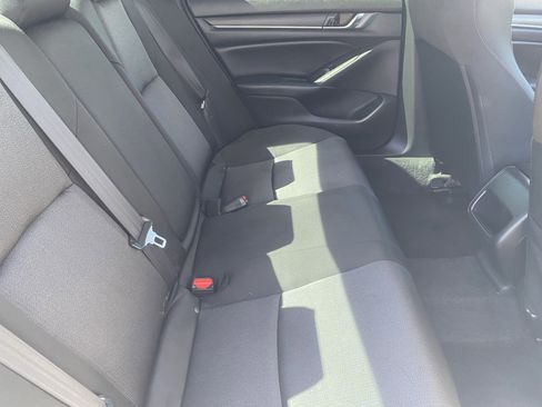 Used 2018 Honda Accord LX image 11