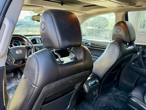 Used 2013 Buick Enclave Premium w/ Trailering Provision Package image 12