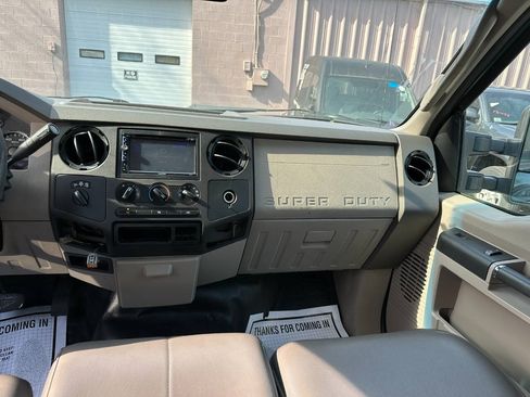 Used 2009 Ford F250 XL AWD/4WD image 16