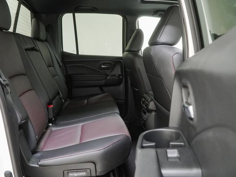 New 2026 Honda Ridgeline Black Edition image 36