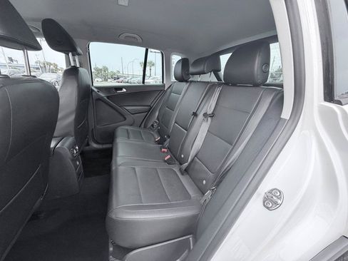Used 2012 Volkswagen Tiguan S FWD image 8