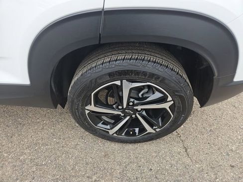 Used 2023 Chevrolet TrailBlazer RS w/ Convenience Package image 21