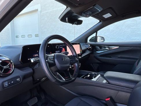 Used 2024 Chevrolet Blazer EV RS AWD/4WD image 10