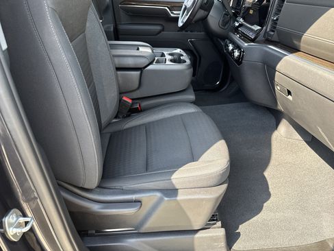 Used 2022 GMC Sierra 1500 Elevation image 13