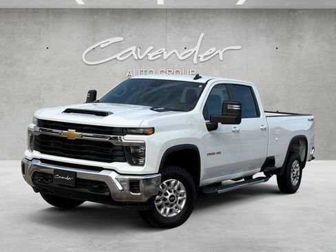 Used 2024 Chevrolet Silverado 2500 LT AWD/4WD image 1