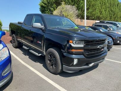 Used 2017 Chevrolet Silverado 1500 LT w/ Midnight Edition