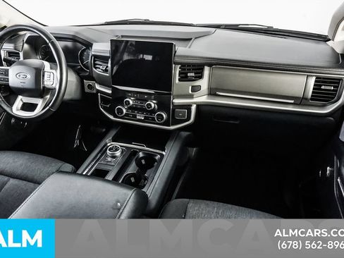 Used 2024 Ford Expedition XLT RWD image 24