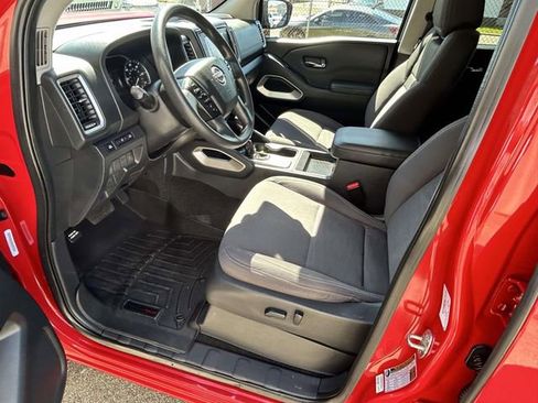 Used 2022 Nissan Frontier SV RWD image 11