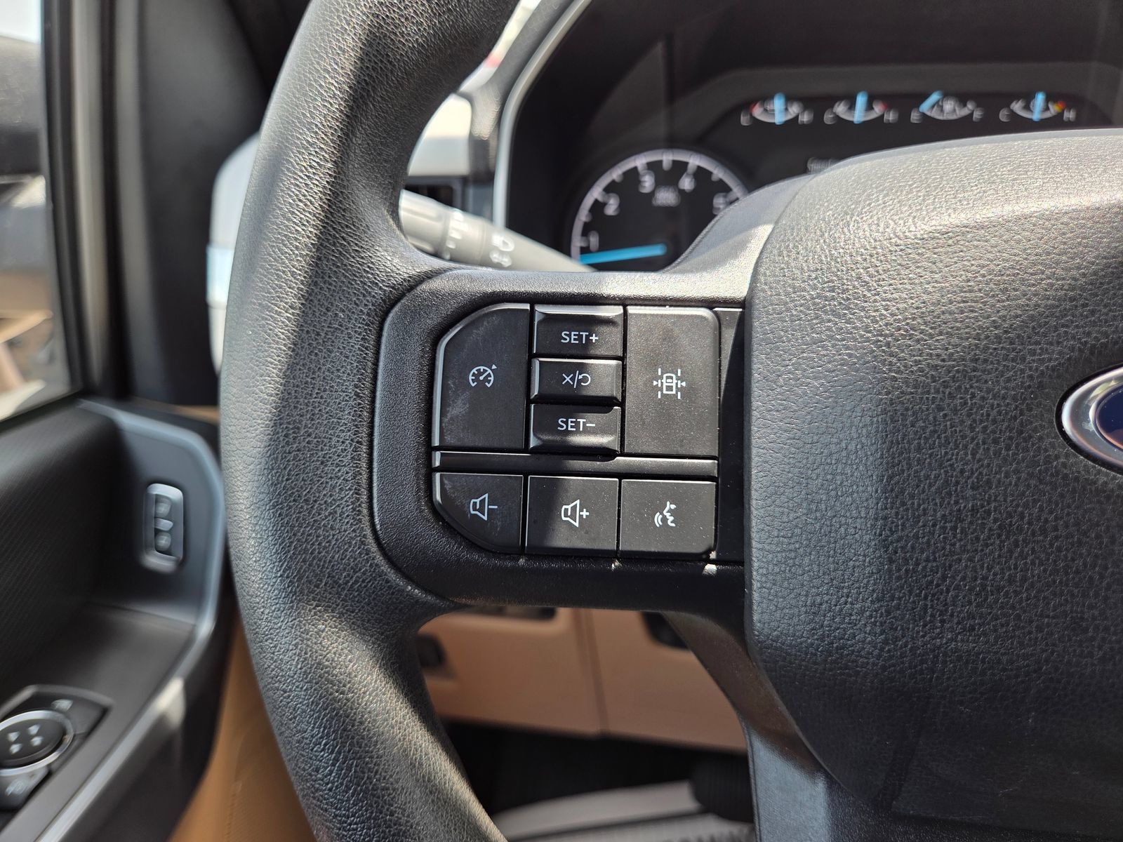 Used 2021 Ford F150 XLT AWD/4WD image 41