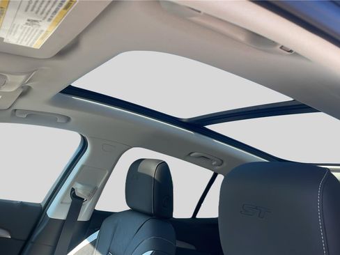 New 2026 Buick Envision Sport Touring image 16